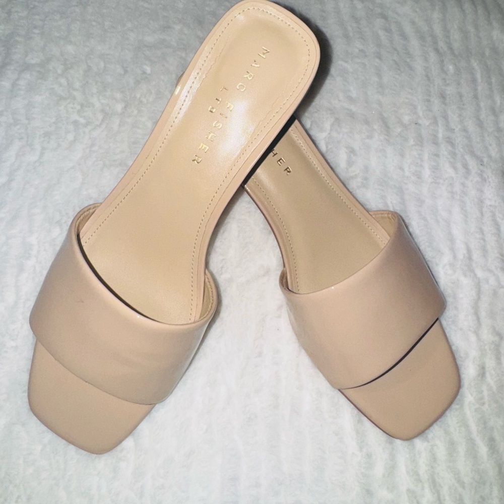 Marc Fisher Women's Nude Block Heel Mules - Picture 3 of 5